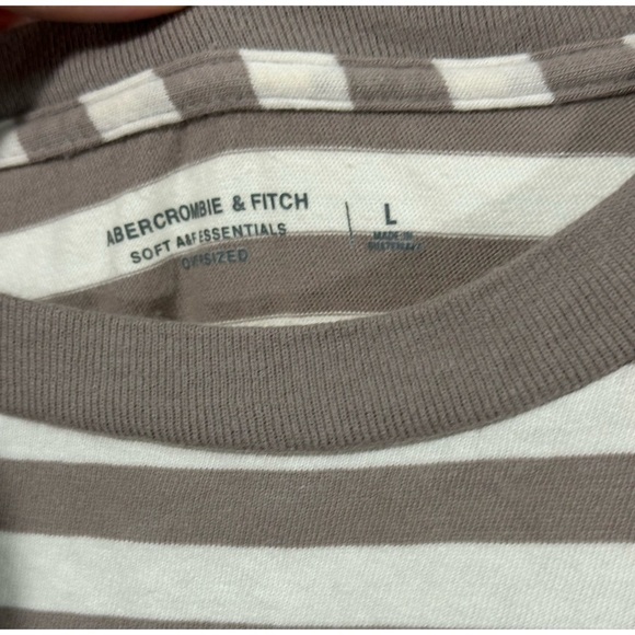 Abercrombie & Fitch SoftAF Striped Oversized Pocket Tee – Taupe & Cream, Size L - Picture 3 of 5